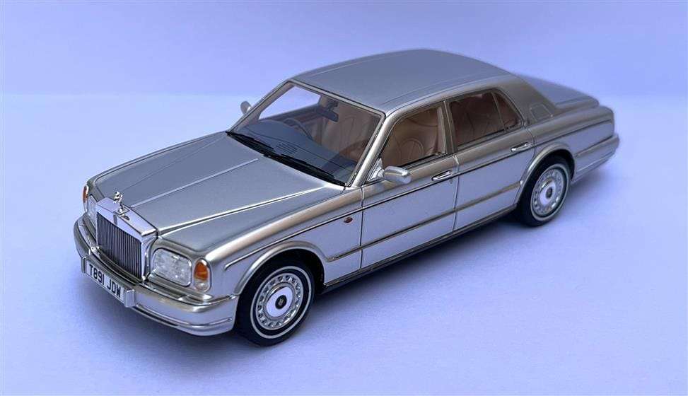 43Matrix Rolls Royce Silver Seraph donkergrijs