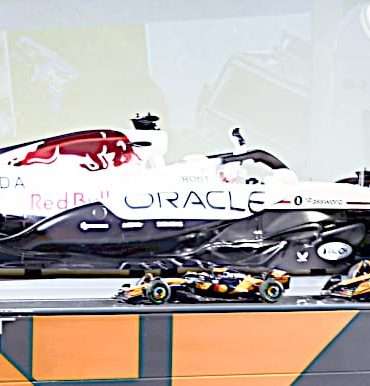 INT 118 Spark Red Bull