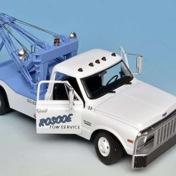 18Greenlight Chevrolet C 30 Dual Wrecker 1969 4