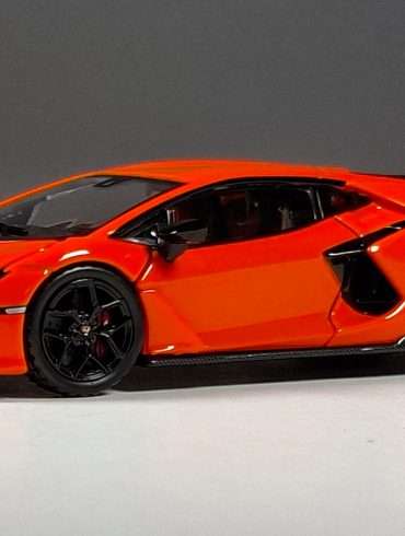 1;64 Hung Hing Lamborghini Revuelto 1