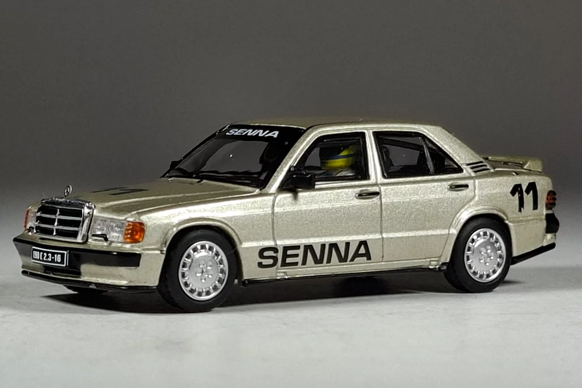 1;64 Mini GT Mercedes Benz 190E 2.3 16 1