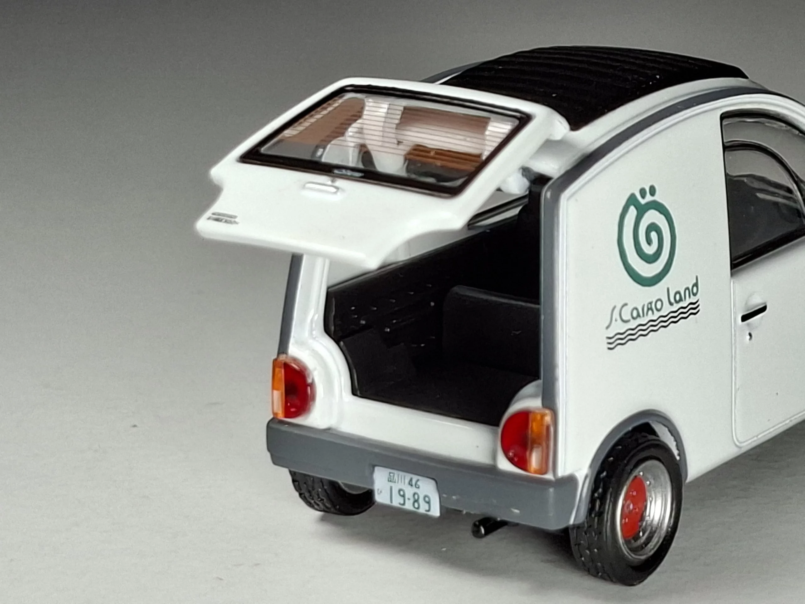 1;64 Tarmac Works Nissan S Cargo 6 1;64 Tarmac Works Nissan S Cargo 6