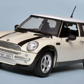 18MM Mini Cooper 1