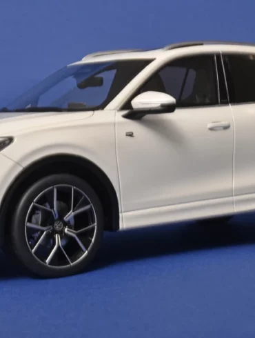 18OttOm VW Tiguan E TSI R Line 2024 1