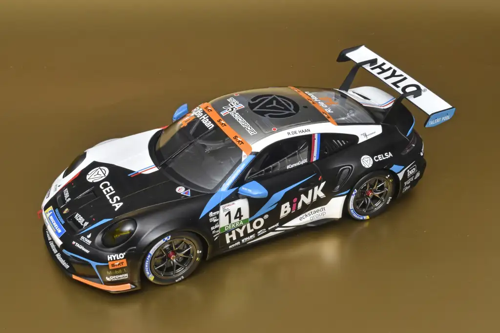 18ixo Porsche 911 GT3 Cup 2024 #14 R de Haan 3 18ixo Porsche 911 GT3 Cup 2024 #14 R de Haan 3