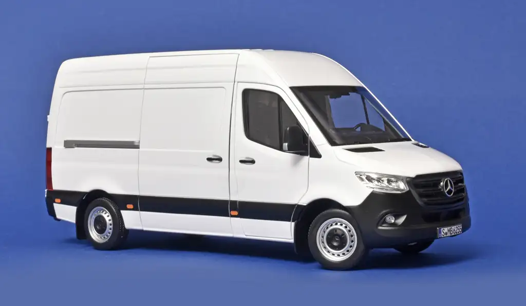 18norev MB Sprinter bestel 2018 1