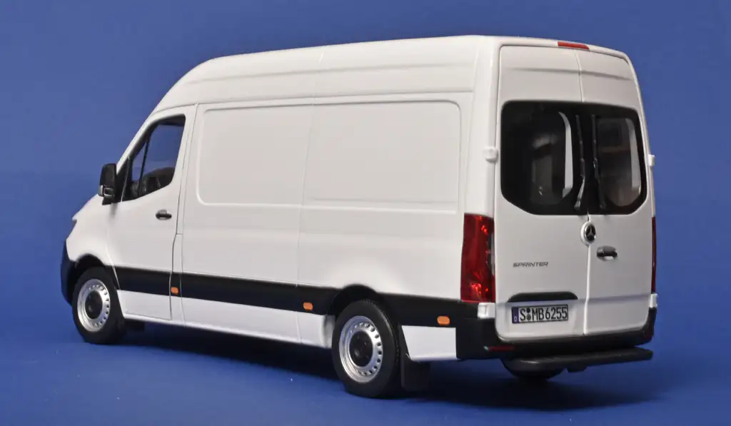 18norev MB Sprinter bestel 2018 2 18norev MB Sprinter bestel 2018 2