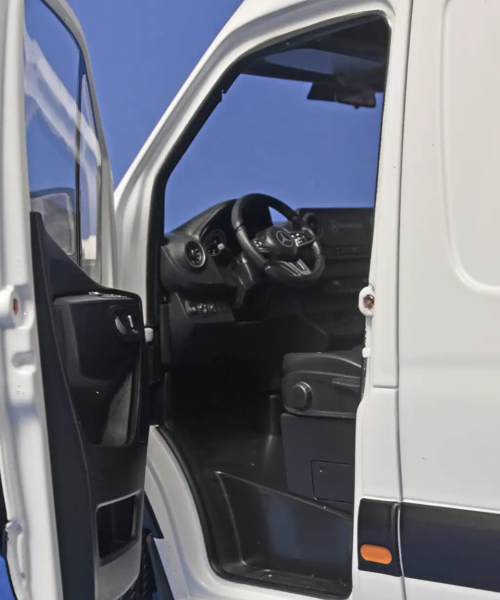 18norev MB Sprinter bestel 2018 5 18norev MB Sprinter bestel 2018 5