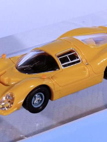 INT3 26.Brekina 87.Ferrari 330 P3 Berlinetta(1)